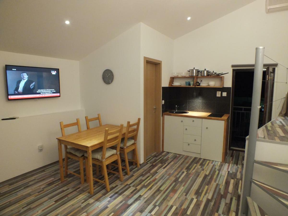 Apartmani Barisic Brodarica  Kültér fotó